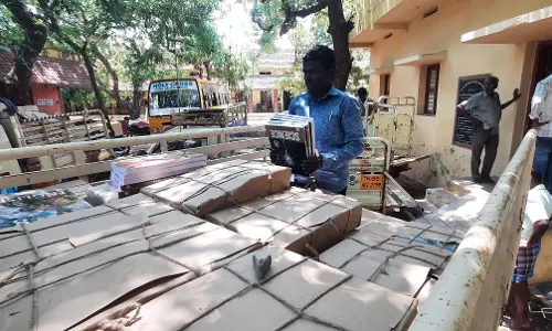 இலவச பாட புத்தகங்கள் அனுப்பும் பணி தீவிரம்