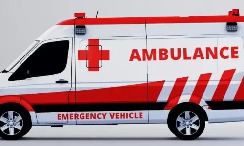 அதிக கட்டணம் கேட்டு அடம் பிடிக்கும்  ஆம்புலன்ஸ் டிரைவர்கள்