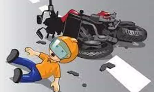 வாகனம் மோதி தொழிலாளி பலி