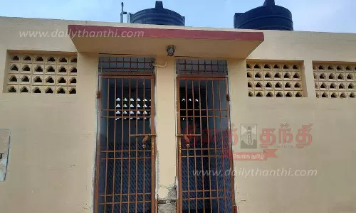 அடிப்படை வசதி இல்லாத காரைக்கால் ரெயில் நிலையம்