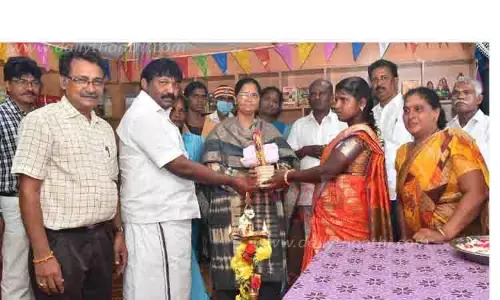 பனை-காதி கிராப்ட் பொருட்கள் விற்பனை அங்காடி திறப்பு