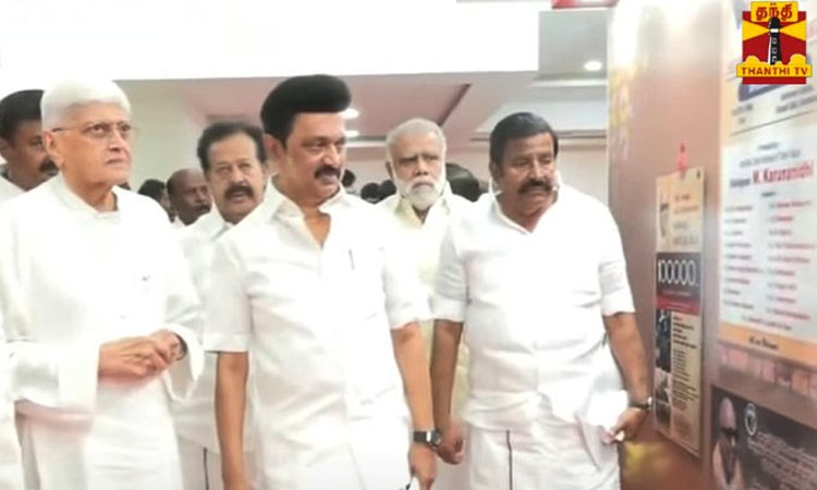 கருணாநிதி புகைப்பட கண்காட்சி - முதல்-அமைச்சர் மு.க.ஸ்டாலின் திறந்து வைத்தார்