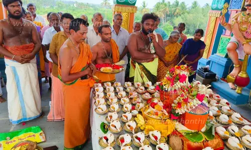 பாலப்பட்டி கதிர்மலையில் 108 சங்கு பூஜை