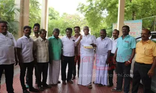 ம.தி.மு.க. மாவட்ட செயலாளர் கலெக்டரிடம் மனு