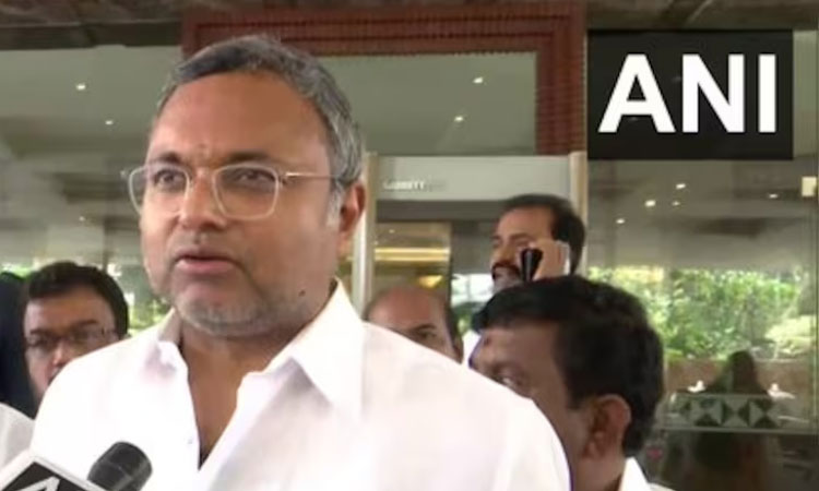 பிரதமரின் கனவு திட்டங்களை நிறைவேற்றாமல், மக்களின்... ... ஒடிசா ரெயில் விபத்து பலி எண்ணிக்கை 288 ஆக அதிகரிப்பு- 56 பேர் கவலைக்கிடம் பிரதமரின் கனவு திட்டங்களை நிறைவேற்றாமல், மக்களின்... ... ஒடிசா ரெயில் விபத்து பலி எண்ணிக்கை 288 ஆக அதிகரிப்பு- 56 பேர் கவலைக்கிடம்