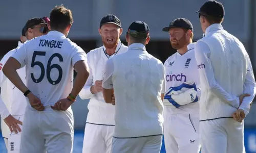 ஆஷஸ் டெஸ்ட் தொடர்: இங்கிலாந்து அணி அறிவிப்பு..! ஆஷஸ் டெஸ்ட் தொடர்: இங்கிலாந்து அணி அறிவிப்பு..!