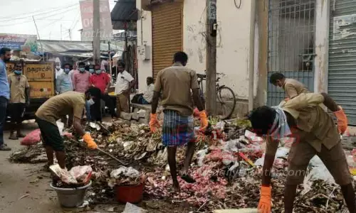 குப்பைகள் அகற்றும் பணி