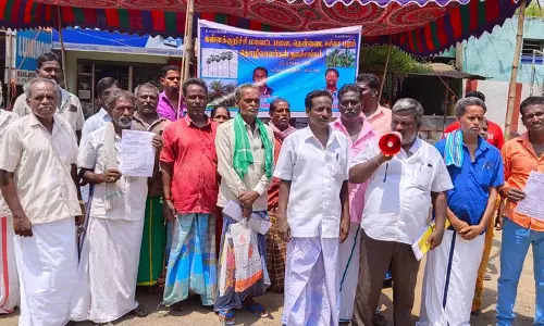 பனை தொழிலாளர்கள் ஆர்ப்பாட்டம்