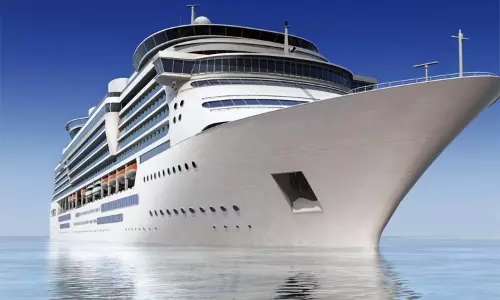 கேரளாவில் இருந்து துபாய்க்கு பயணிகள் கப்பல் தொடக்கம் - அரசு பரிசீலனை