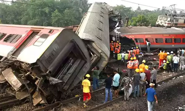 ஒடிசா ரெயில் விபத்தில் பாதிக்கப்பட்டு சென்னை திரும்பும் பயணிகளுக்காக 30 மருத்துவ குழுக்கள் அமைப்பு
