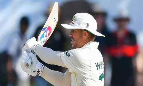 ஜனவரி மாதத்துடன் டெஸ்ட் கிரிக்கெட்டில் இருந்து ஓய்வு பெறுவதாக டேவிட் வார்னர் அறிவிப்பு