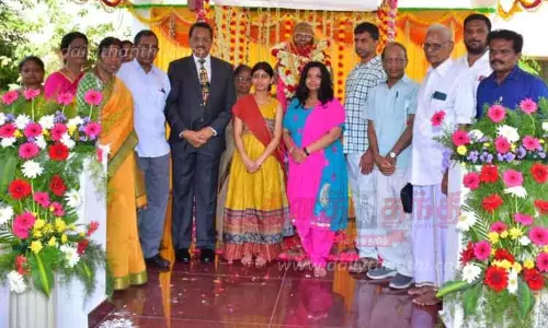 இந்தோ-அமெரிக்கன் பள்ளியில் நிறுவனர் உருவச்சிலை திறப்பு விழா