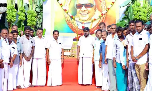 கருணாநிதி பிறந்த நாள் விழா கருணாநிதி பிறந்த நாள் விழா