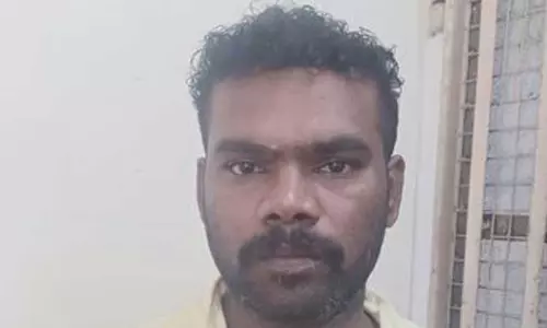 விழுப்புரத்தில் பயங்கரம்: பிரபல ரவுடி வெட்டிக்கொலை நண்பர் கைது; 3 பேருக்கு வலைவீச்சு