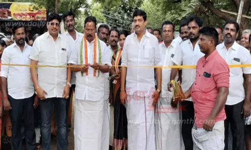 மாவடியில் ரூ.10 லட்சத்தில் பேவர் பிளாக் சாலை திறப்பு மாவடியில் ரூ.10 லட்சத்தில் பேவர் பிளாக் சாலை திறப்பு