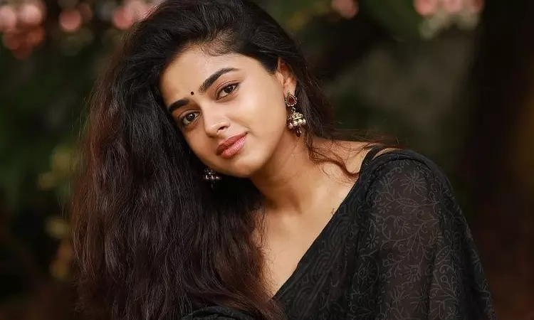 சர்ச்சை கதையில் நடித்த பிரபல நடிகை விளக்கம்