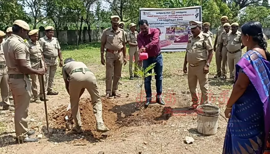 அரூர் வனத்துறை சார்பில் உலக சுற்றுச்சூழல் தின விழா அரூர் வனத்துறை சார்பில் உலக சுற்றுச்சூழல் தின விழா