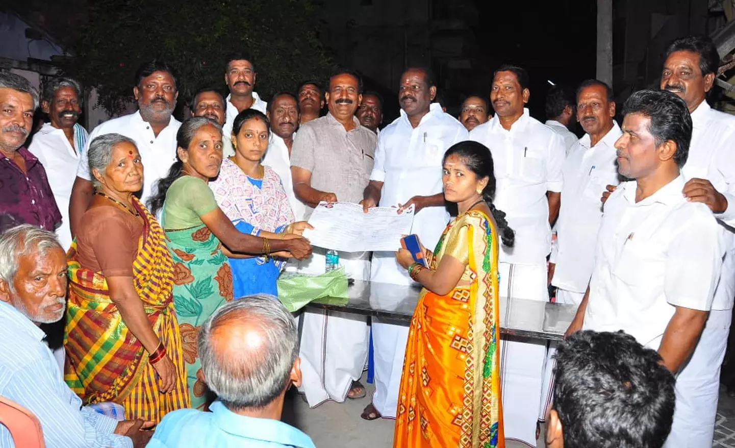 அ.தி.மு.க. சார்பில் உறுப்பினர் சேர்க்கை ஆய்வு கூட்டம்