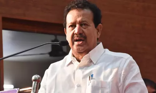 வெளிநாடு முதலீடுகள் விவகாரத்தில் உண்மை தன்மையை தெரிந்து கவர்னர் பேச வேண்டும் - அமைச்சர் பொன்முடி கண்டனம்