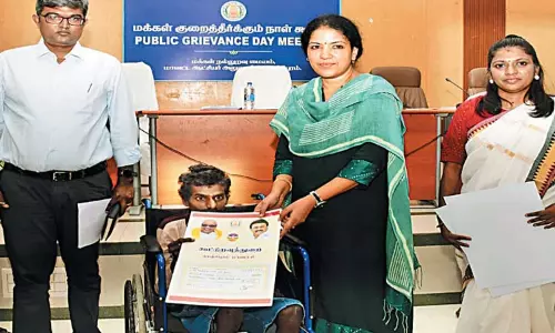 காஞ்சீபுரத்தில் நடைபெற்ற வாராந்திர மக்கள் குறைதீர்க்கும் நாள் கூட்டம்