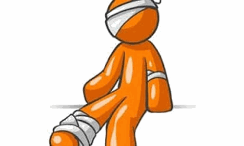 போலீசார் விரட்டி பிடித்த போது ரவுடிக்கு கை முறிவு