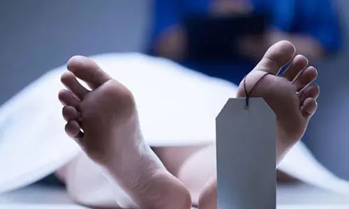 கோர்ட்டில் ஆஜராகி விட்டு வந்த வாலிபர் சரமாரி வெட்டிக்கொலை