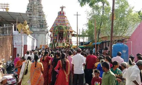 வரதராஜ பெருமாள் கோவில் தேரோட்டம்