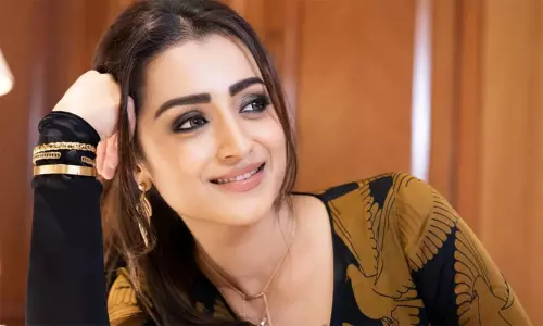 7 படங்களில் திரிஷா