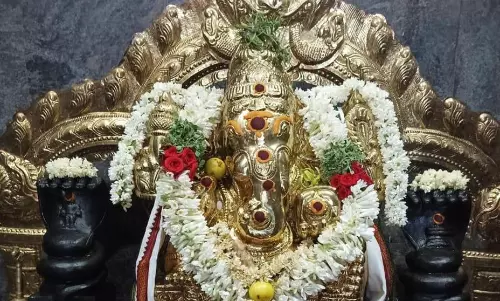 விநாயகர் கோவில்களில் சிறப்பு வழிபாடு விநாயகர் கோவில்களில் சிறப்பு வழிபாடு