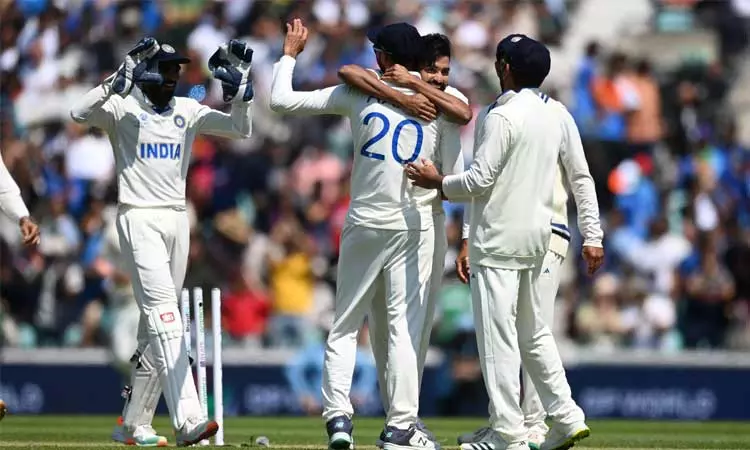 உலக டெஸ்ட் சாம்பியன்ஷிப் போட்டி: உணவு இடைவேளை வரை ஆஸ்திரேலியா 422/7 உலக டெஸ்ட் சாம்பியன்ஷிப் போட்டி: உணவு இடைவேளை வரை ஆஸ்திரேலியா 422/7