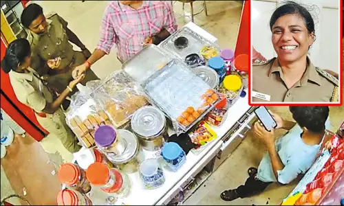 கடையில் ஜூஸ், சாண்ட்விச் ஓசியில் கேட்டு வாக்குவாதம்: பெண் இன்ஸ்பெக்டர் பணியிடை நீக்கம்