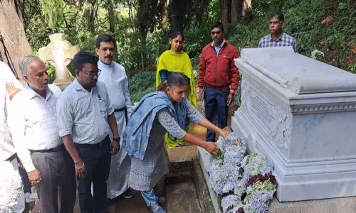 ஊட்டி தாவரவியல் பூங்காவை கட்டமைத்த மெக் ஐவரின் 147-வது நினைவு தினம் அனுசரிப்பு