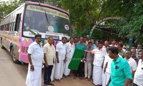 புதிய வழித்தடத்தில் பஸ் இயக்கம்  மாங்குடி எம்.எல்.ஏ. தொடங்கி வைத்தார்