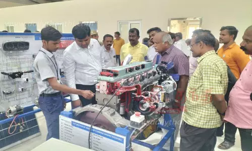 பேட்டை அரசு தொழிற்பயிற்சி நிலையத்தில் ரூ.34.65 கோடியில் தொழில்நுட்ப மேம்பாட்டு மையம் பேட்டை அரசு தொழிற்பயிற்சி நிலையத்தில் ரூ.34.65 கோடியில் தொழில்நுட்ப மேம்பாட்டு மையம்