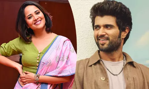 நடிகை அனுசுயா - விஜய் தேவரகொண்டா மோதல் பணம் கொடுத்து அவதூறு பரப்புகிறார்