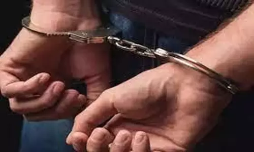 தொழிலாளியை கடத்தி சென்று கொலை செய்த வாலிபர் கைது