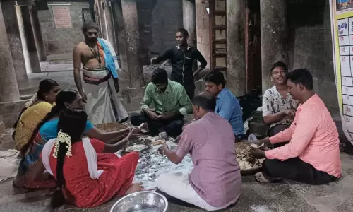 அதுல்ய நாதீஸ்வரர் கோவிலில் ரூ.39 ஆயிரம் காணிக்கை