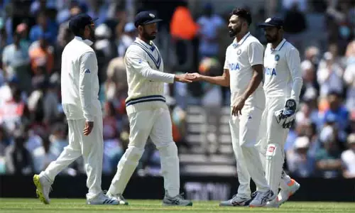 உலக டெஸ்ட் சாம்பியன்ஷிப் இறுதிப்போட்டி: 3-வது நாள் ஆட்டநேர முடிவில் ஆஸ்திரேலிய அணி 123/4 ரன்கள் சேர்ப்பு உலக டெஸ்ட் சாம்பியன்ஷிப் இறுதிப்போட்டி: 3-வது நாள் ஆட்டநேர முடிவில் ஆஸ்திரேலிய அணி 123/4 ரன்கள் சேர்ப்பு