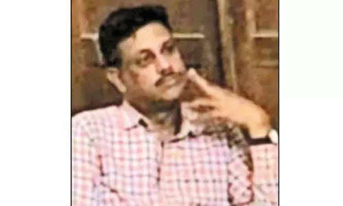 ரூ.10 ஆயிரம் லஞ்சம் வாங்கிய தொழிலாளர் துறை அதிகாரி கைது