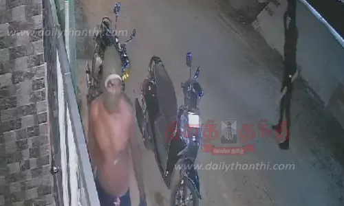 மதுரையில் ஆயுதங்களுடன்  உலா வரும் மங்கி குல்லா திருடர்கள்