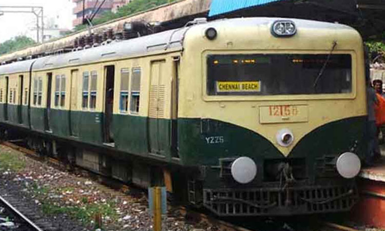 தண்டவாள பராமரிப்பு பணி காரணமாக மின்சார ரெயில்கள் 4 நாட்கள் பகுதி நேரமாக ரத்து