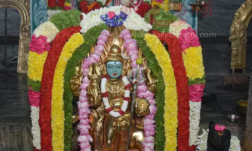 தேய்பிறை அஷ்டமியையொட்டி காலபைரவர் கோவில்களில் சிறப்பு பூஜை