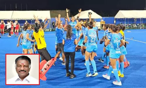 ஆசிய கோப்பை ஜூனியர் ஹாக்கி; மகளிர் ஹாக்கி குழுவிற்கு மனமார்ந்த பாராட்டுகள் - ஓ.பன்னீர்செல்வம்