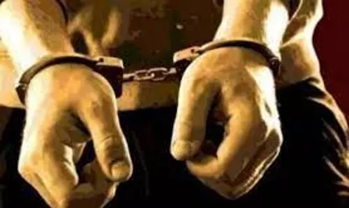 மோட்டார்சைக்கிள் திருடியவர் கைது