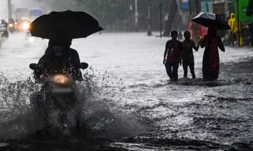 பாகிஸ்தானில் கனமழையால் ஏற்பட்ட வெள்ளத்தில் சிக்கி 34 பேர் உயிரிழப்பு