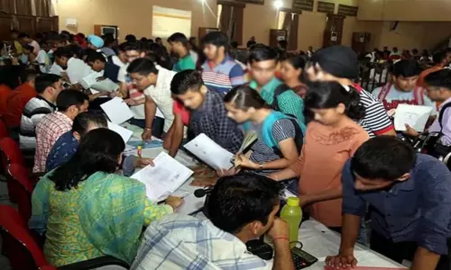 அரசு கலை கல்லூரிகளில் 2-ம் கட்ட கலந்தாய்வு இன்று தொடக்கம் அரசு கலை கல்லூரிகளில் 2-ம் கட்ட கலந்தாய்வு இன்று தொடக்கம்