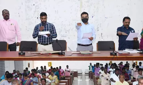 குழந்தை தொழிலாளர் எதிர்ப்பு தின உறுதிமொழி குழந்தை தொழிலாளர் எதிர்ப்பு தின உறுதிமொழி