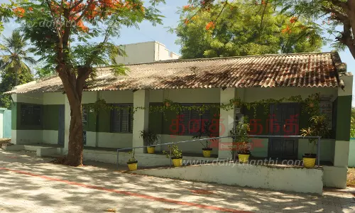 தயார் நிலையில் பள்ளிகள் தயார் நிலையில் பள்ளிகள்