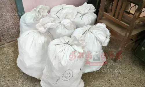 குட்கா  பறிமுதல் டிரைவர் உள்பட 2 பேர் கைது