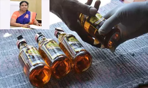 டாஸ்மாக் கடைகளில் அதிக விலைக்கு மது விற்றால் ஊழியர்கள் மீது கடும் நடவடிக்கை - கலெக்டர் சாந்தி எச்சரிக்கை